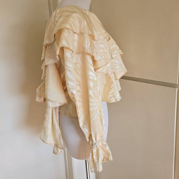 asos LUXE animal jacquard ruffle top in champagne, NWT, Sz 6 - Picture 2 of 6